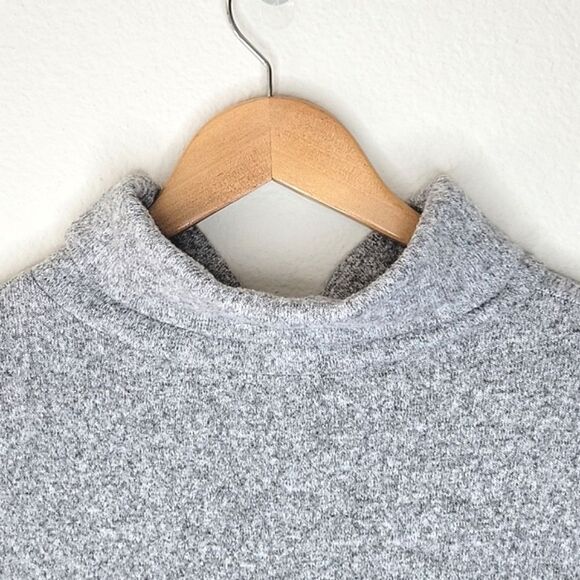 H&M Long Sleeved Oversized Turtleneck Side Slits Sweater Fall Winter Cozy - Picture 7 of 14